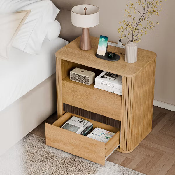 Qwatto Natural Wood Nightstand Charging Station 2 Drawers Roller Blind Design Rounded Modern Bedside Table Mid Century End Table Bedroom Storage